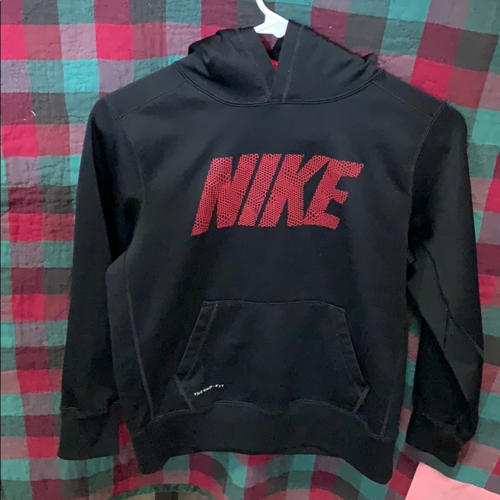 Nike Boys hoodie size M